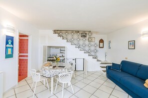 Interior - Gardenia Mare Apartments | 1BR Seafront & Panoramic Beachfront Suite (Ischia)