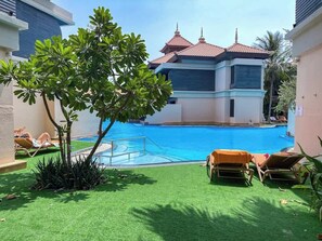 Room - A Free Housekeeping Visit FOR Every Stay Between THE 16th FEB AND THE 16th MAR - Stayshort - Peaceful Studio With Beautiful Full Palm Waters Views (Dubai)