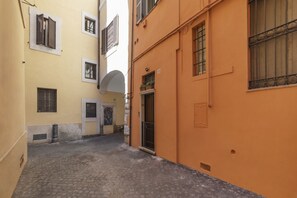 Exterior - Casa dell'Arco - WelcometoRhome (Roma)