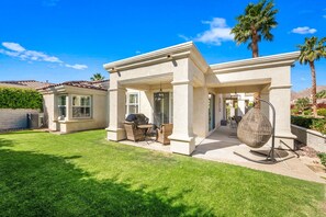 Terrace/patio - Private Desert Retreat | Pools Spas | PGA | Tennis (La Quinta)
