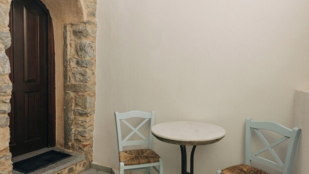 Standard studio, patio | 露台