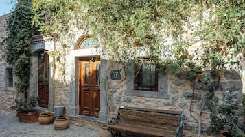 Studio city view | Exterior