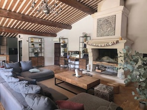 Smart TV, fireplace, printers