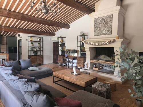 Maison de prestige au cœur du luberon/LUXURY ESTATE IN THE HEART OF THE!