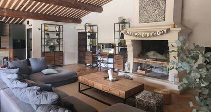 Maison de prestige au cœur du luberon/LUXURY ESTATE IN THE HEART OF THE!