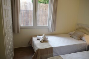 House - 05 Ch3200 in Denia With 3 Bedrooms and 2 Bathrooms (Denia)