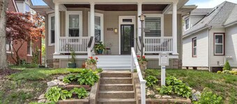 HotTub-2br2b-near Historic Main Street