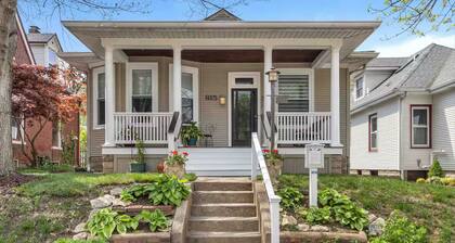 HotTub-2br2b-near Historic Main Street