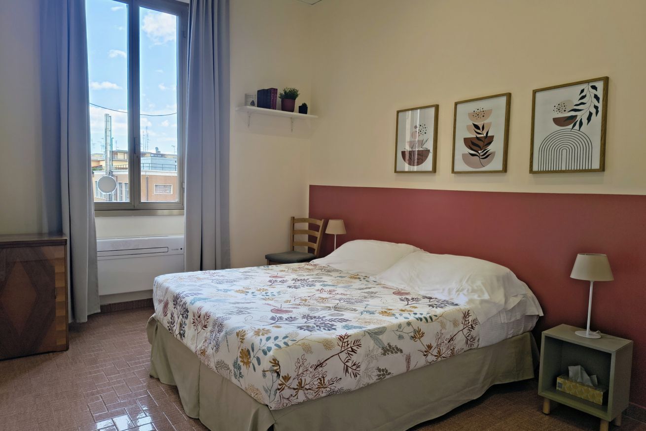 2 slaapkamers, een strijkplank/strijkijzer, gratis wifi, beddengoed