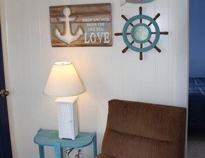 Interior - Cabin 1 at Dockside Lake Resort (Monticello)