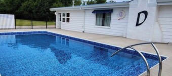 Motel 11 at Dockside Lake Resort