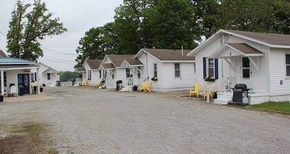 Motel 9 at Dockside Lake Resort