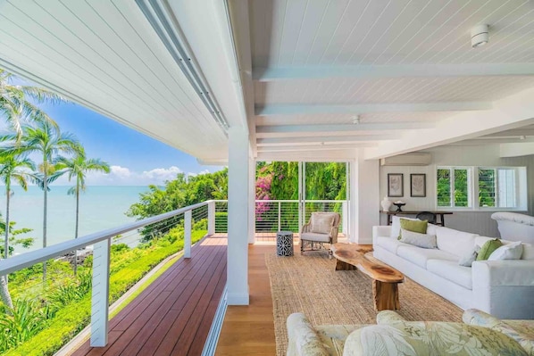 Property grounds - Havana 15 Wharf Street (Port Douglas)