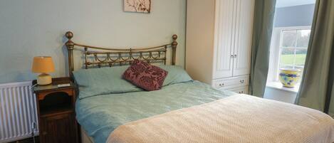 1 chambre, décoration personnalisée, ameublement personnalisé