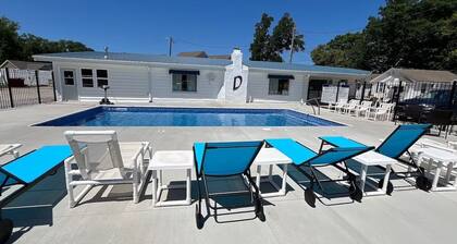 Motel 10 at Dockside Lake Resort