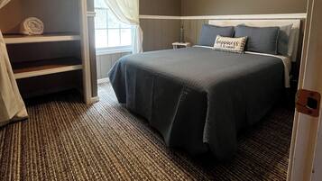 3 bedrooms, free WiFi, bed sheets