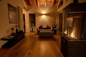 Interior - Stella - panoramic attic in the BOTTONERA casa vacanza in alpine design (Chiavenna)