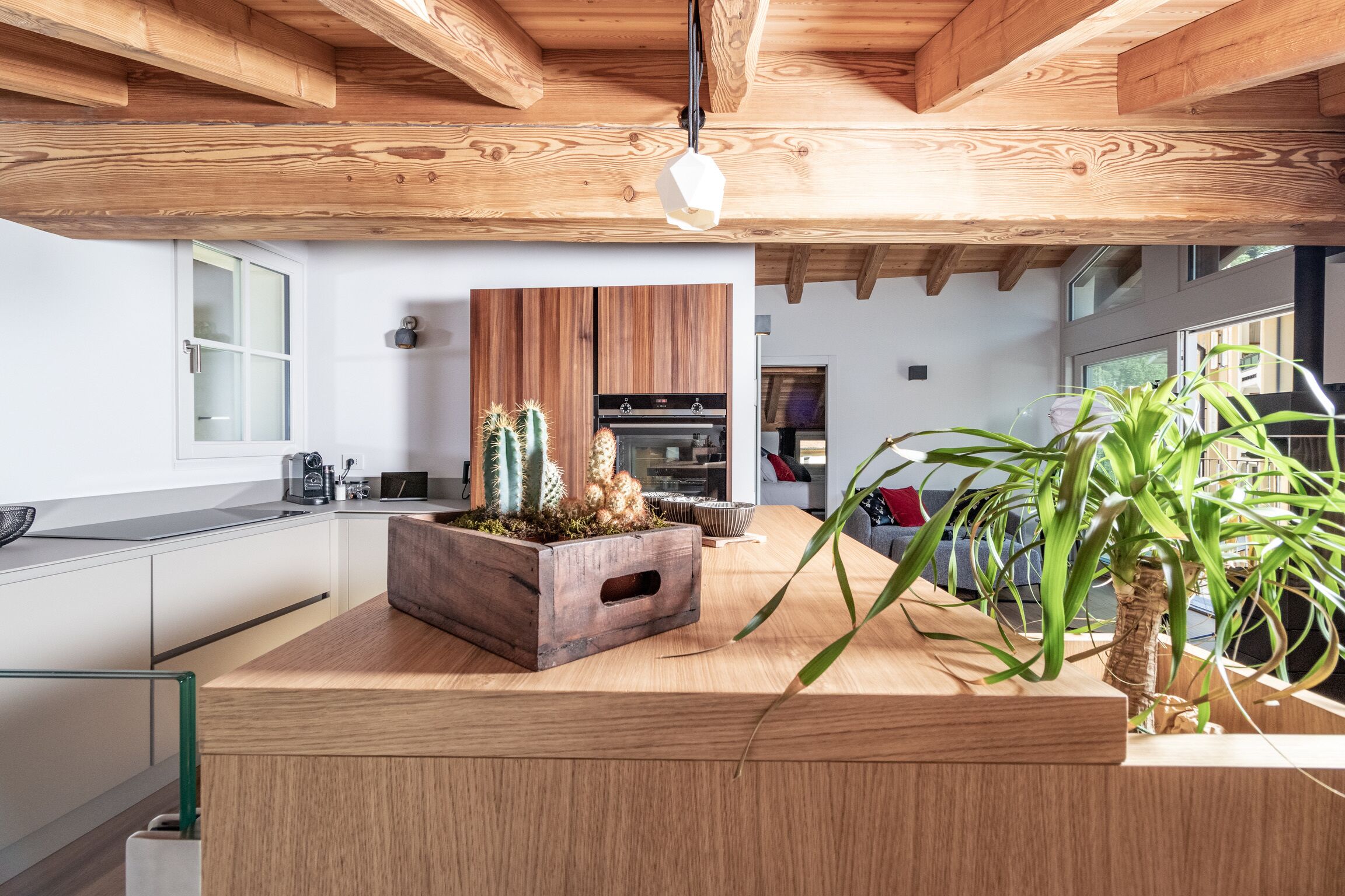 Kühlschrank, Ofen, Herdplatte, Geschirrspüler