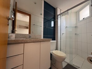 基础公寓 | 浴室