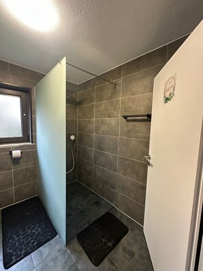 Hair dryer, towels, soap, toilet paper - Holiday Oasis 2.0 near Legoland Günzburg (Günzburg)