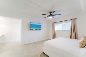 2 bedrooms, iron/ironing board, travel crib, free WiFi