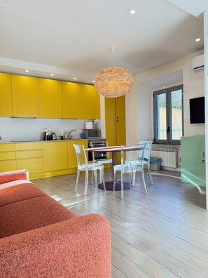 Living area - Francyfancy Apartments 2 - Stilish and bright designer apartment in center (Milano)