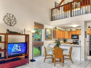 Private kitchen - 1 FREE NIGHT! Please Inquire. 2B/2B+Loft. Fully AC (Kahuku)