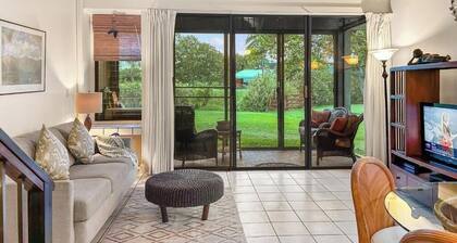 1 FREE NIGHT! Please Inquire. 2B/2B+Loft. Fully AC