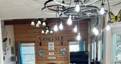 Bastrop/Smithville Beauty on the Colorado River