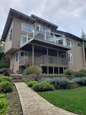Exterior - Immaculate Condition 3/2 Aptos Beach House For Lease Rental Term Negotiable (Aptos)