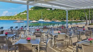 Outdoor dining - Sunset Bay 2BR Premium Villa – Westin St. John Luxury with Pools, Beach & Island (Cruz Bay)