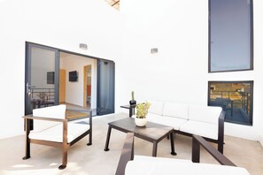 Terrace/patio - Luxury Home in Brand New Complex in Cerritos Beach (El Pescadero)