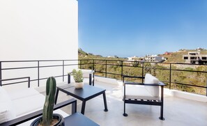 Terrace/patio - Luxury Home in Brand New Complex in Cerritos Beach (El Pescadero)