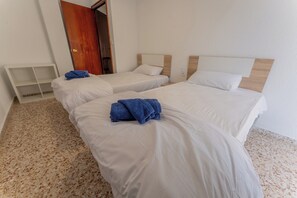 Silitysrauta/-lauta, internet, vuodevaatteet