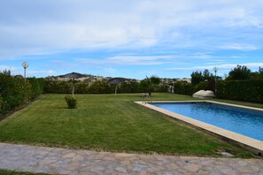 House, Smoking | 2 bedrooms - At711 in Oliva With 2 Bedrooms and 1 Bathrooms (Oliva)