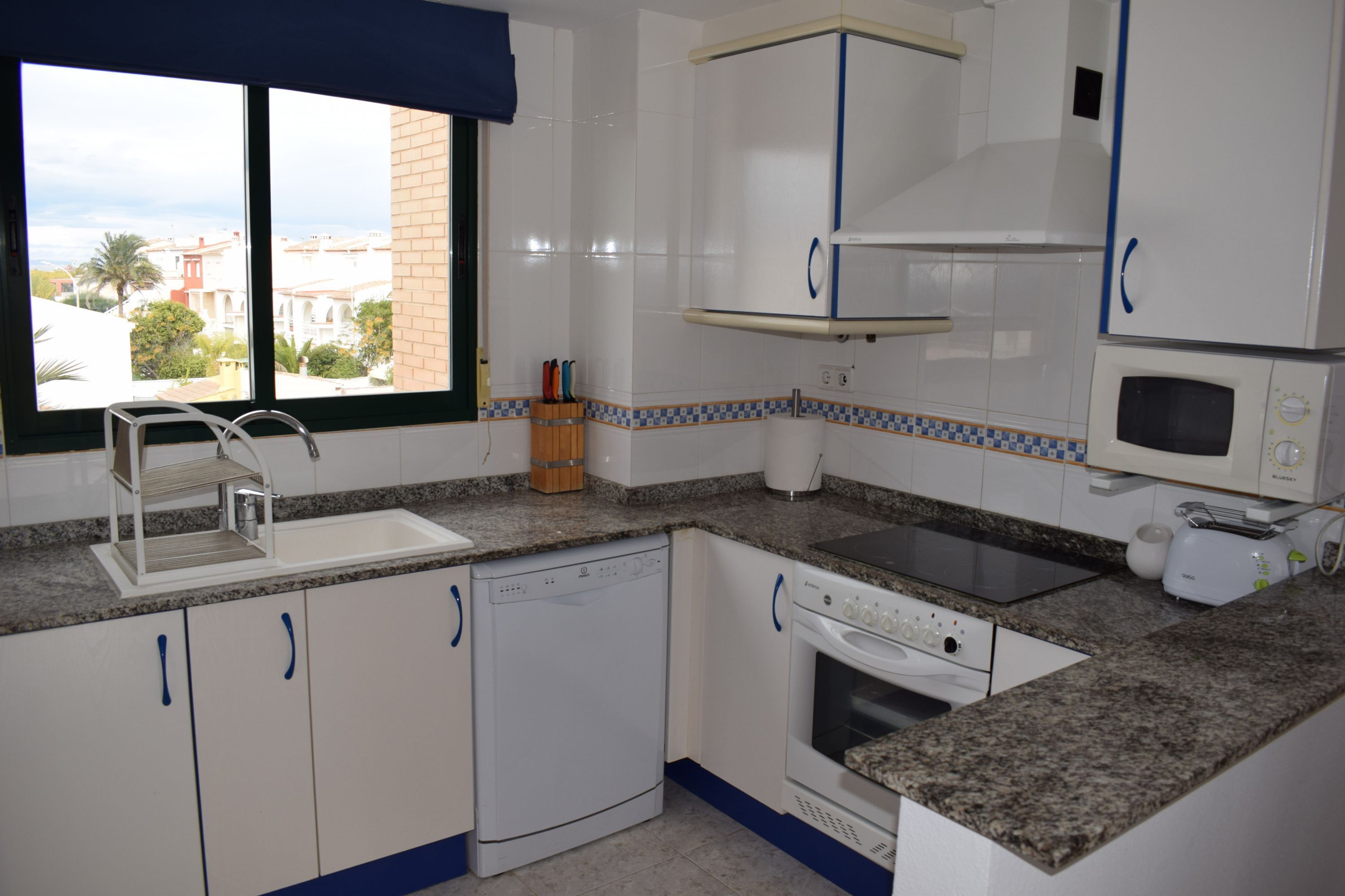 2 عدّة غرف نوم