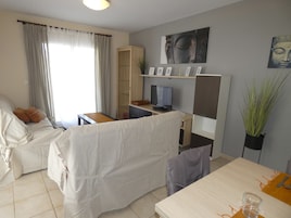 Casa, para fumantes | 2 quartos