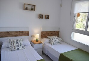 House - Ap2111 in Denia With 2 Bedrooms and 1 Bathrooms (Denia)