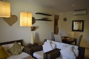 Apartment - Pb2213 in Denia With 2 Bedrooms and 2 Bathrooms (Denia)