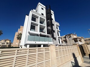 House - Ap803 in Oliva With 2 Bedrooms and 1 Bathrooms (Oliva)