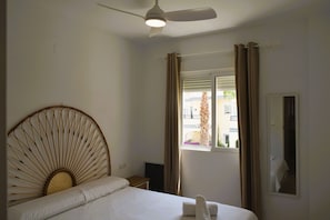 House - Ap1213 in Denia With 1 Bedrooms and 1 Bathrooms (Denia)