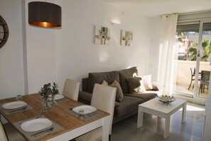 House | 2 bedrooms - Ap2107 in Denia With 2 Bedrooms and 1 Bathrooms (Denia)