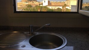 Sınıflandırılmamış resim, 34 üzerinden 2, düğme