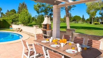 Rumah | 4 kamar tidur