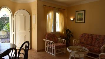 2 bedrooms