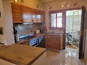 2 bedrooms - Dup2136 in Denia With 2 Bedrooms and 1 Bathrooms (Denia)