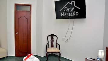 Habitación doble estándar | Tabla de planchar con plancha y wifi gratis