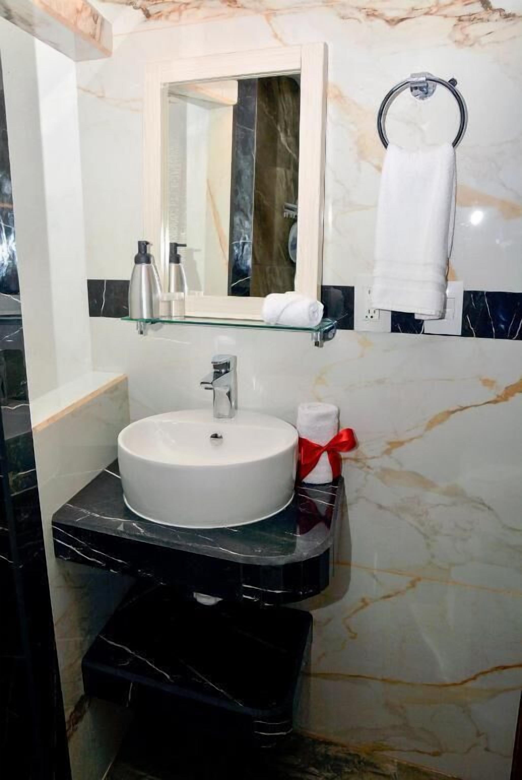 Habitación doble ejecutiva | Baño