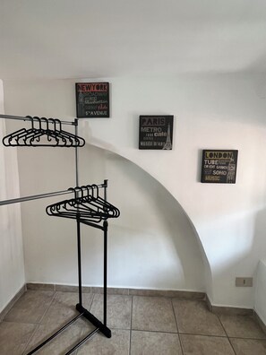 Interior - Barcaioli's Home, vacation home historic center, Catania  (Catania)