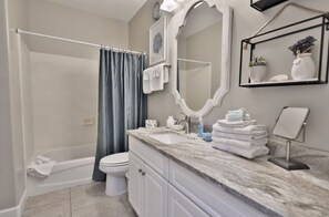 Condo, Multiple Beds (Ocean Ritz 2202) | Bathroom - Ocean Ritz 2202 (Panama City Beach)